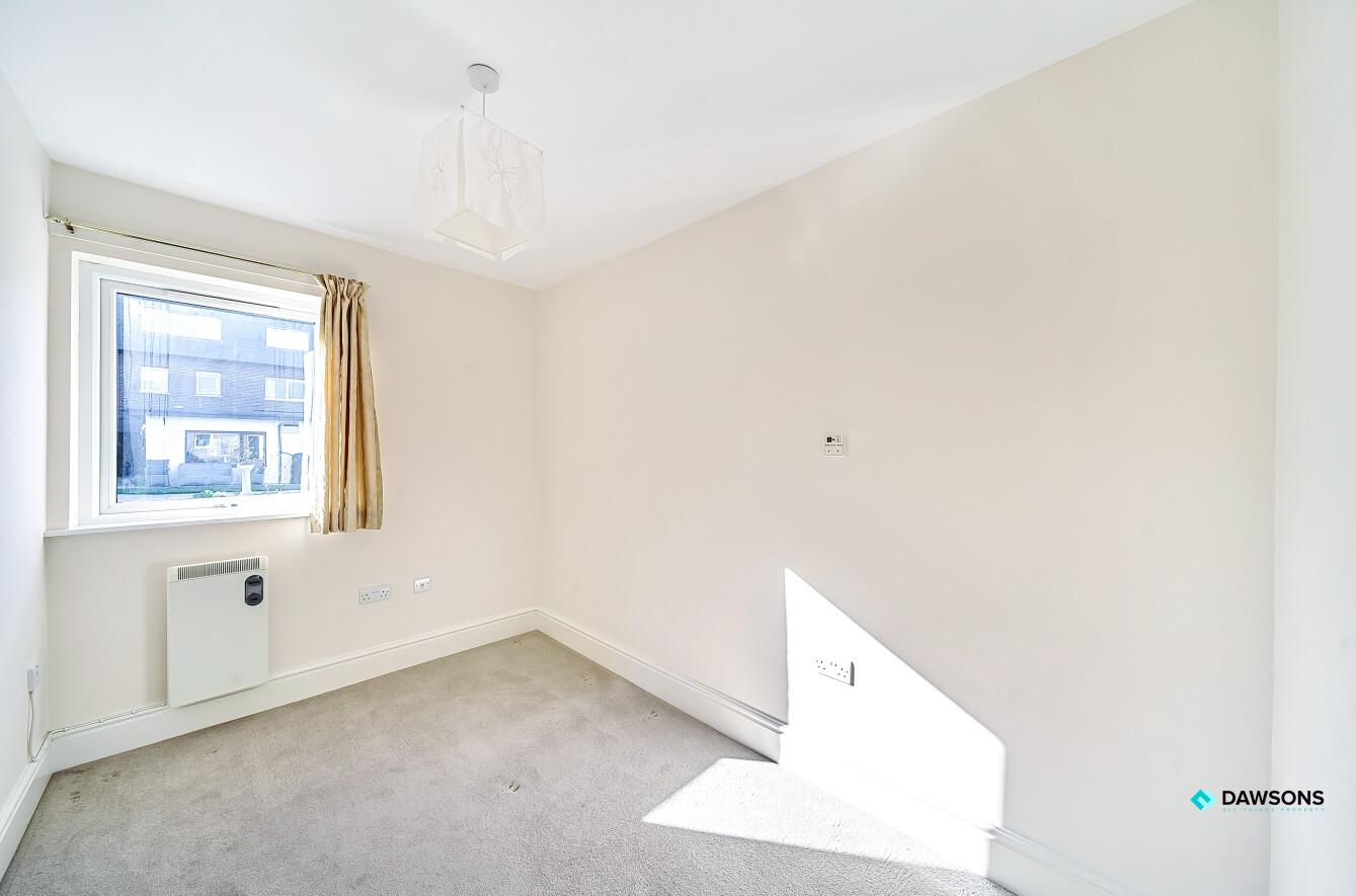 Willow Court, Clyne Common, Swansea, SA3 3JB